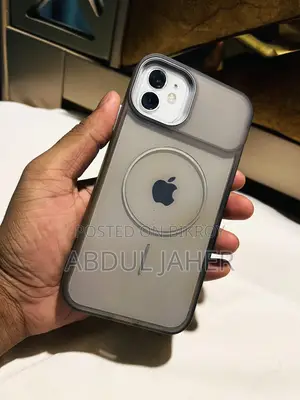 অ্যাপল আইফোন ১১ ১২৮ জিবি হোয়াইট