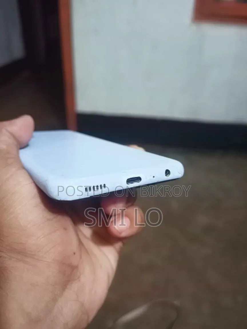 স্যামসাং গ্যালাক্সি এ১৩ ৬৪ জিবি নীল