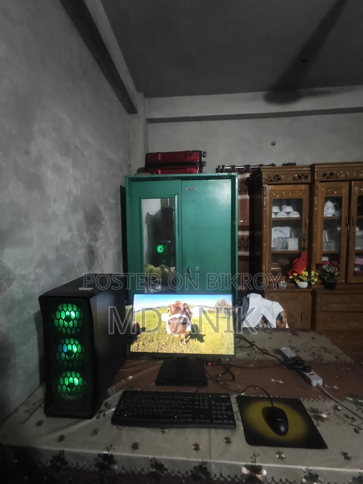 Desktop Computer MSI model 16GB AMD Ryzen 5 SSD 512GB