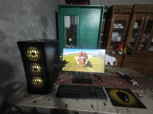 Desktop Computer MSI model 16GB AMD Ryzen 5 SSD 512GB