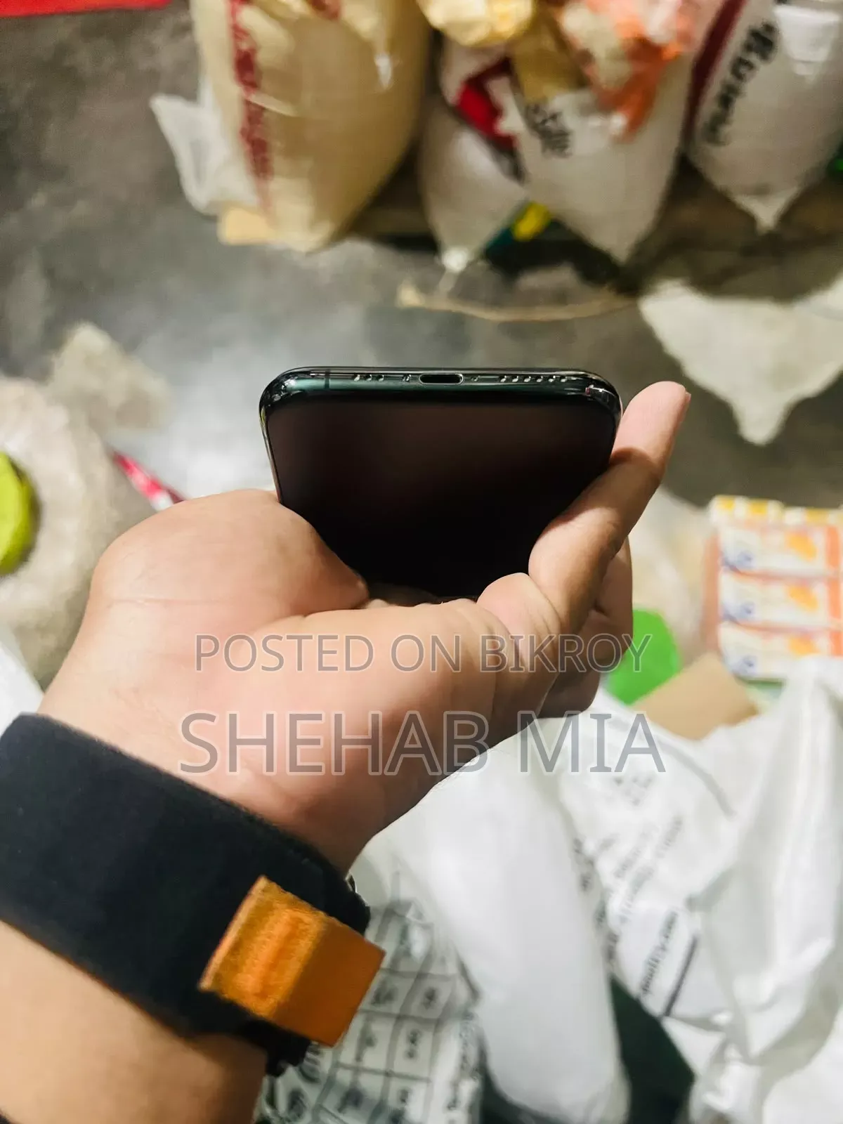 New Apple iPhone 11 64 GB Black