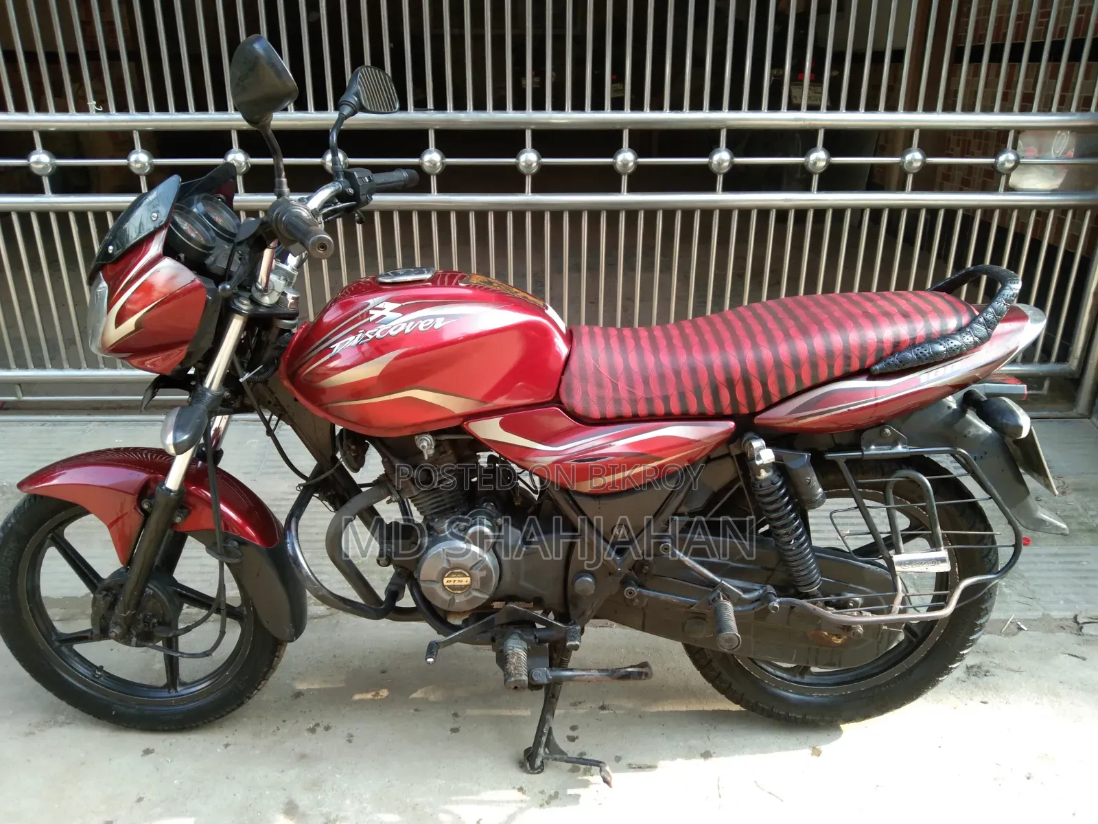 New Bajaj Discover 100 2016 Red