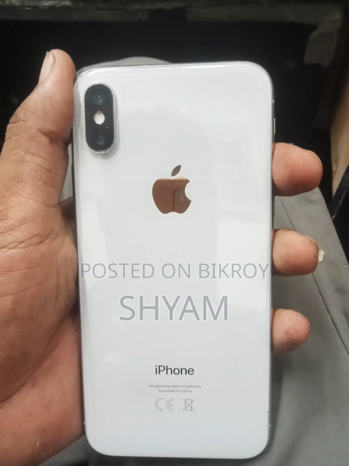 Apple iPhone X 64 GB White