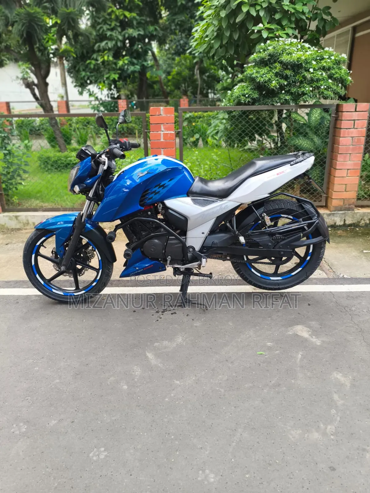 টিভিএস আপাচি আরটিআর ১৬০ ৪ভি ২০১৯ ব্লু