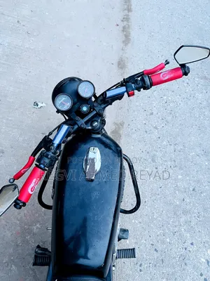 Yamaha 2010 Black