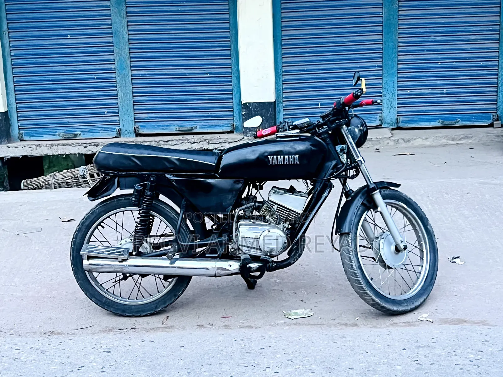 Yamaha 2010 Black