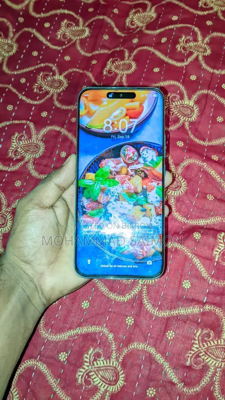 নতুন টেকনো স্পার্ক ৪০ প্রো+ ২৫৬ জিবি সাদা