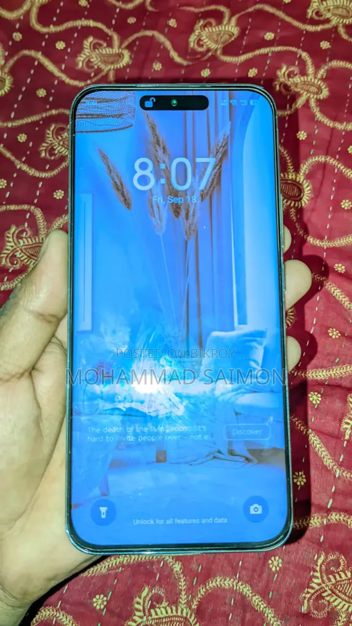 নতুন টেকনো স্পার্ক ৪০ প্রো+ ২৫৬ জিবি সাদা
