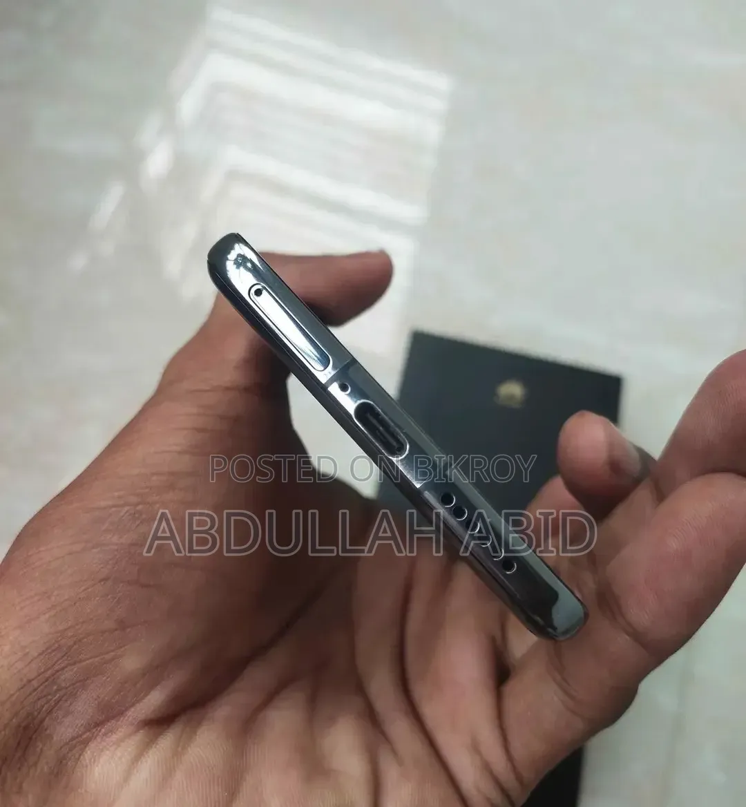 হুয়াওয়ে মেট ৫০ প্রো ২৫৬ জিবি ব্ল্যাক
