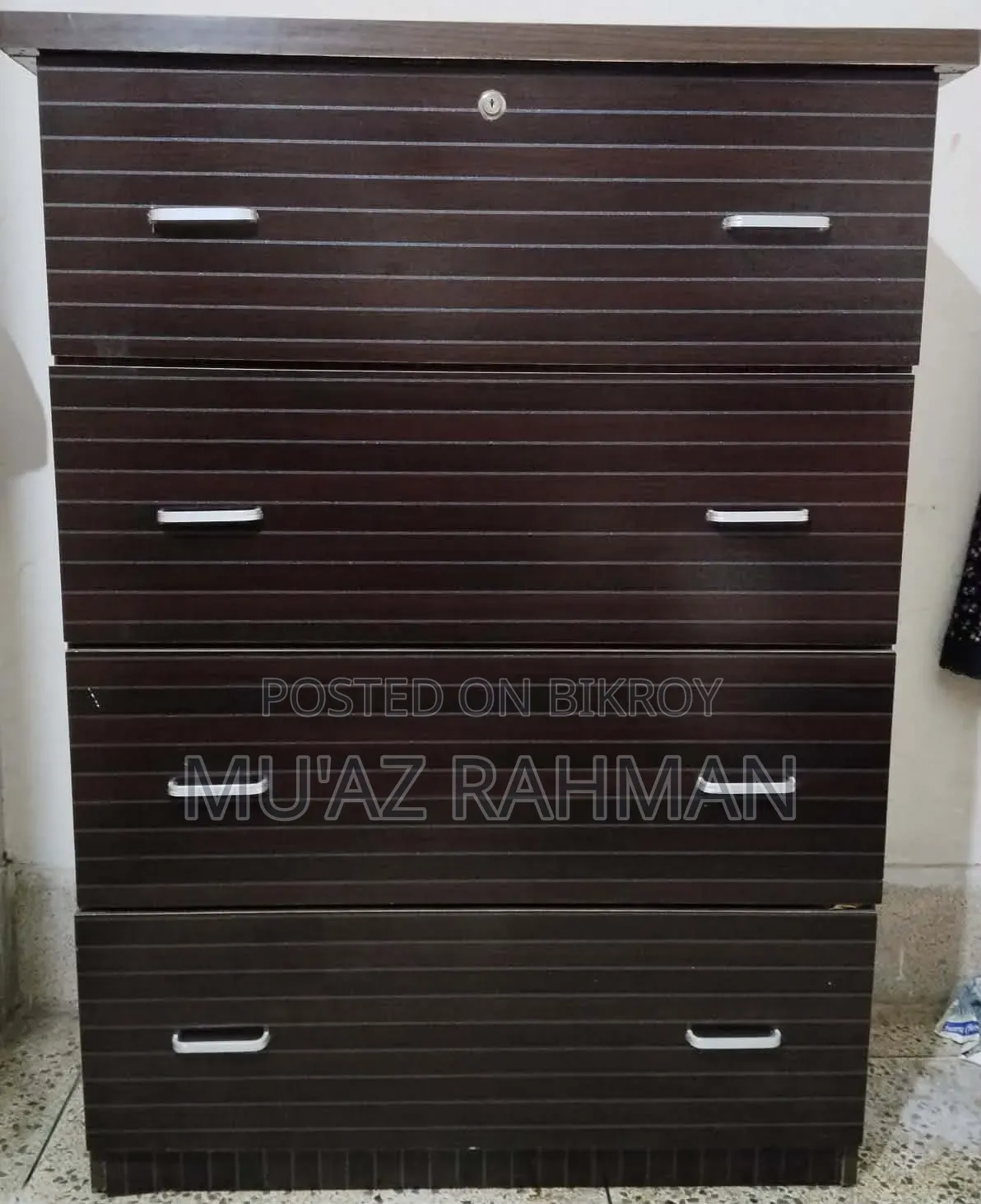 4 Layer Wardrobe One Month Use