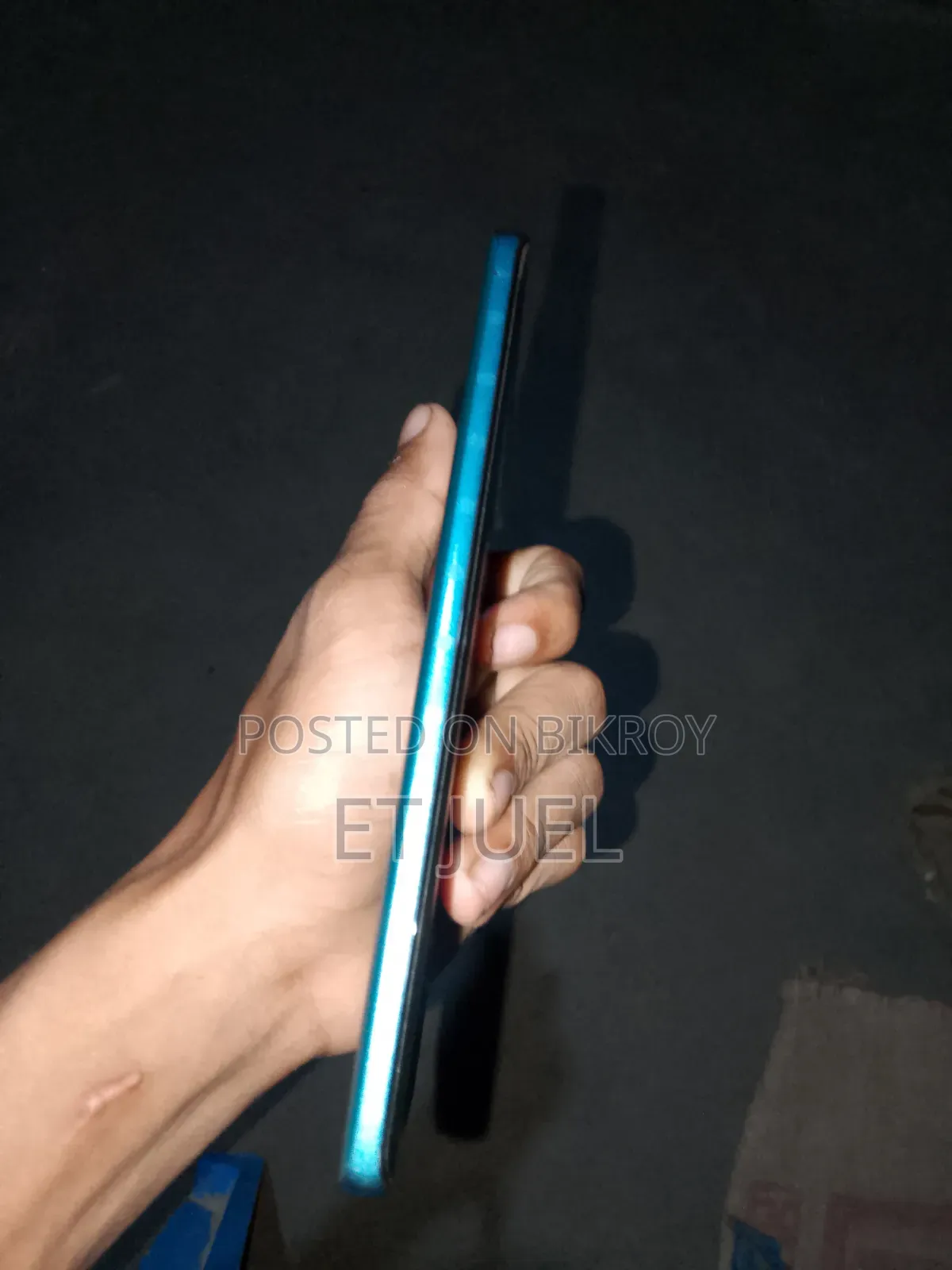 মটোরোলা এজ ৫০ ফিউশন ১২৮ জিবি