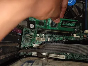 Desktop Computer Gigabyte 8GB Intel Core i5 HDD 500GB