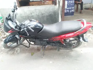 হিরো গ্ল্যামার ২০১২ ব্ল্যাক