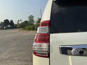 Toyota Land Cruiser Prado 2.7 VVT-i 2014 Pearl