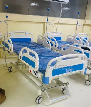 আইসিইউ বেড উইথ ফাইভ সেন্ট্রাল লকিং বেড