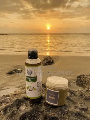 অর্গানিক হেয়ার অয়েল এবং হেয়ার প্যাক (ফ্রি স্ক্যাল্প ম্যাসাজার)