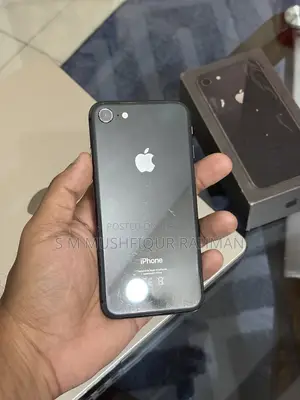 Apple iPhone 8 64 GB Black