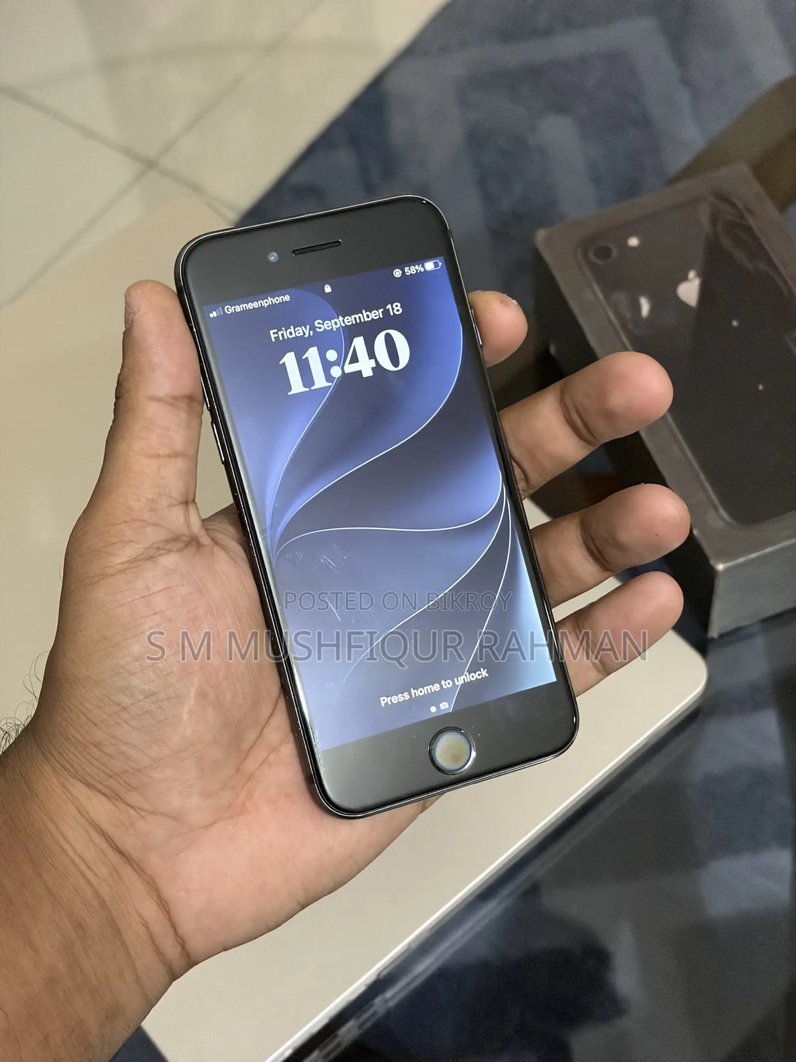 Apple iPhone 8 64 GB Black