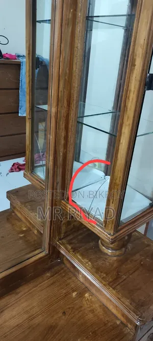 সুন্দর কাঠের ডিজাইনের ড্রেসিংটেবিল বিক্রি হবে