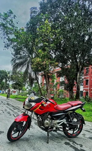 Bajaj Pulsar 135 LS 2012 লাল
