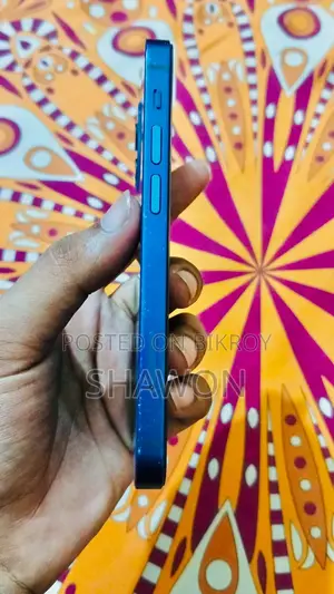বিএলইউ ৬৪ জিবি ব্লু