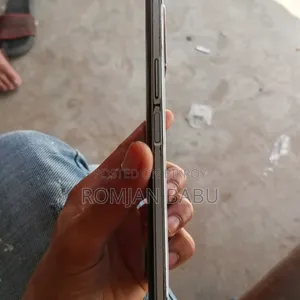 Vivo Y21 64 GB White
