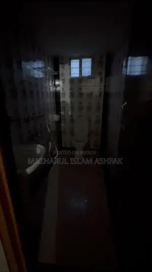 Furnished 3-Bedroom Apartment in Shahi Eidgah for rent
