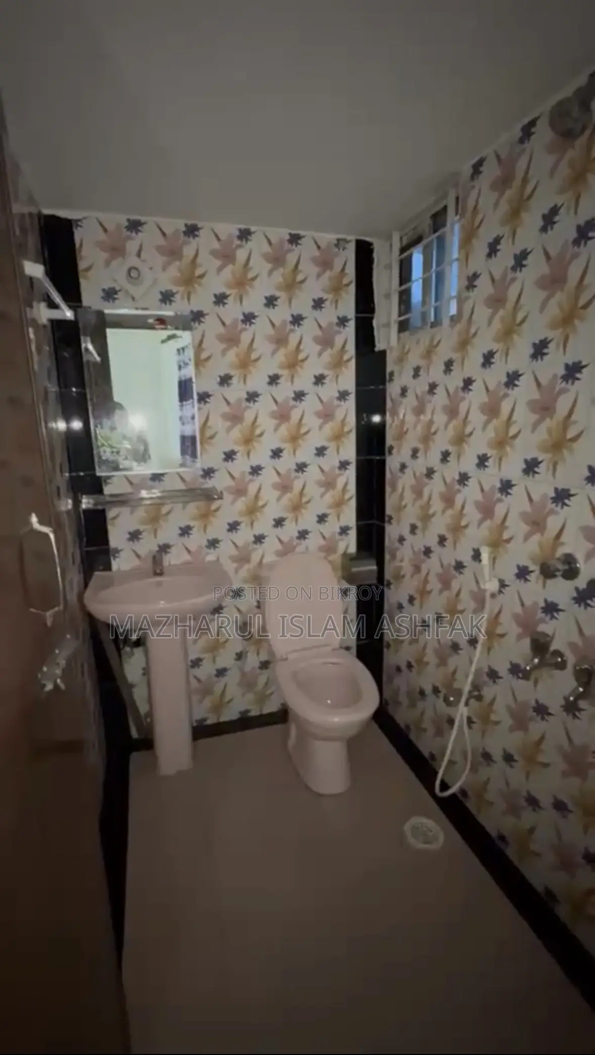 Furnished 3-Bedroom Apartment in Shahi Eidgah for rent