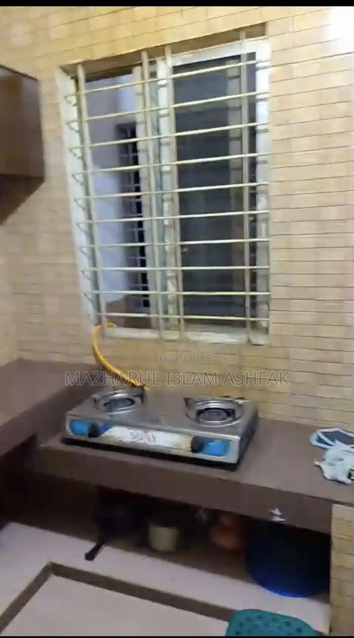 Furnished 3-Bedroom Apartment in Shahi Eidgah for rent