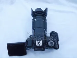 Canon 750D