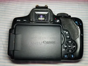 Canon 750D