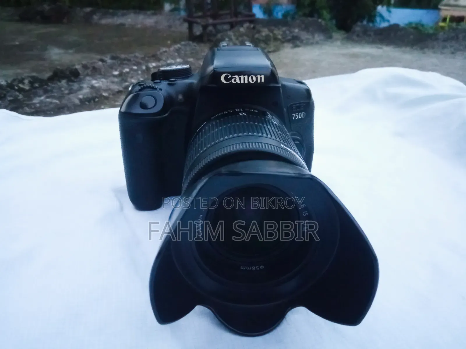 Canon 750D