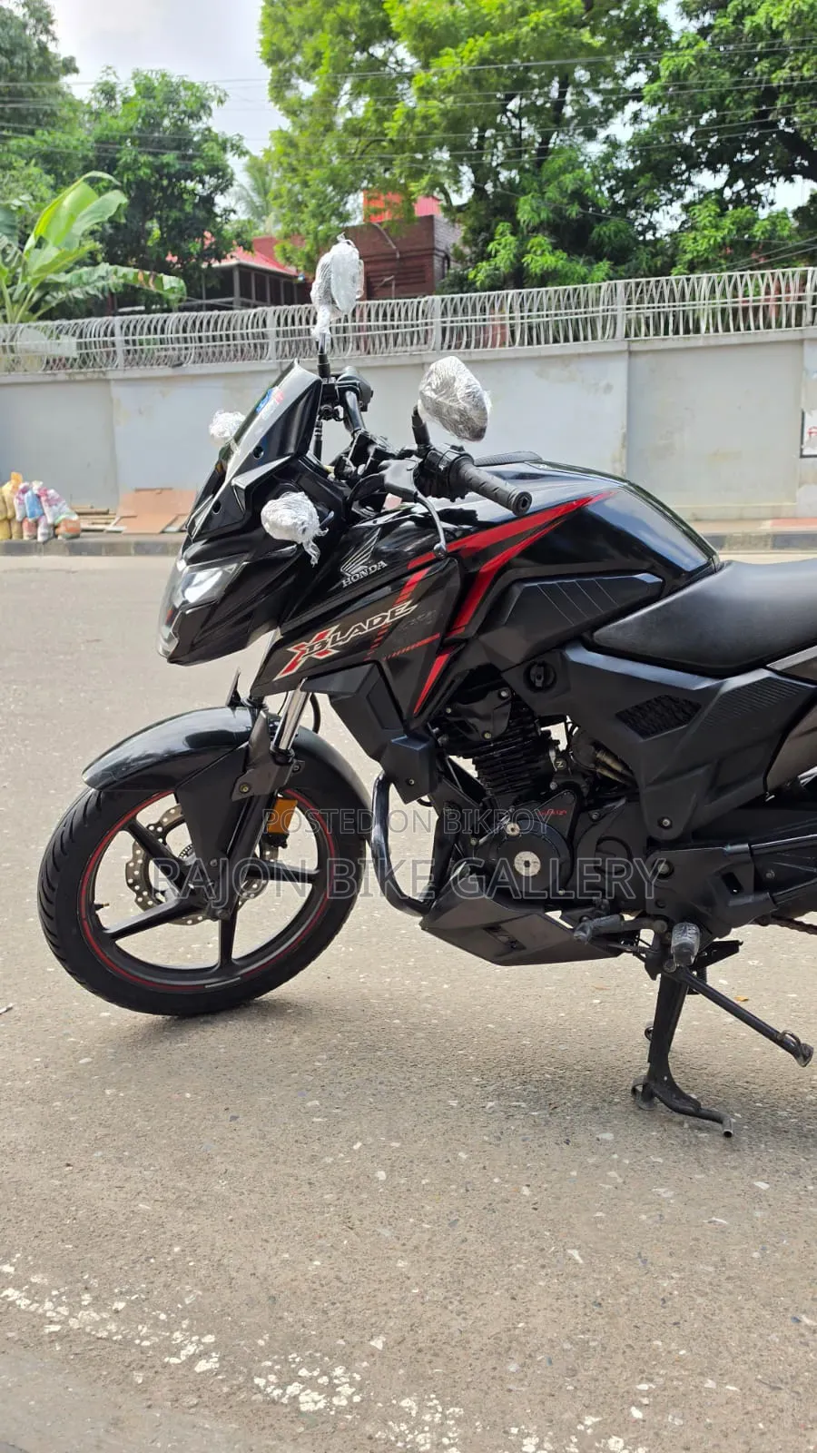হোন্ডা এক্স-ব্লেড ১৬০ ২০২২ কালো