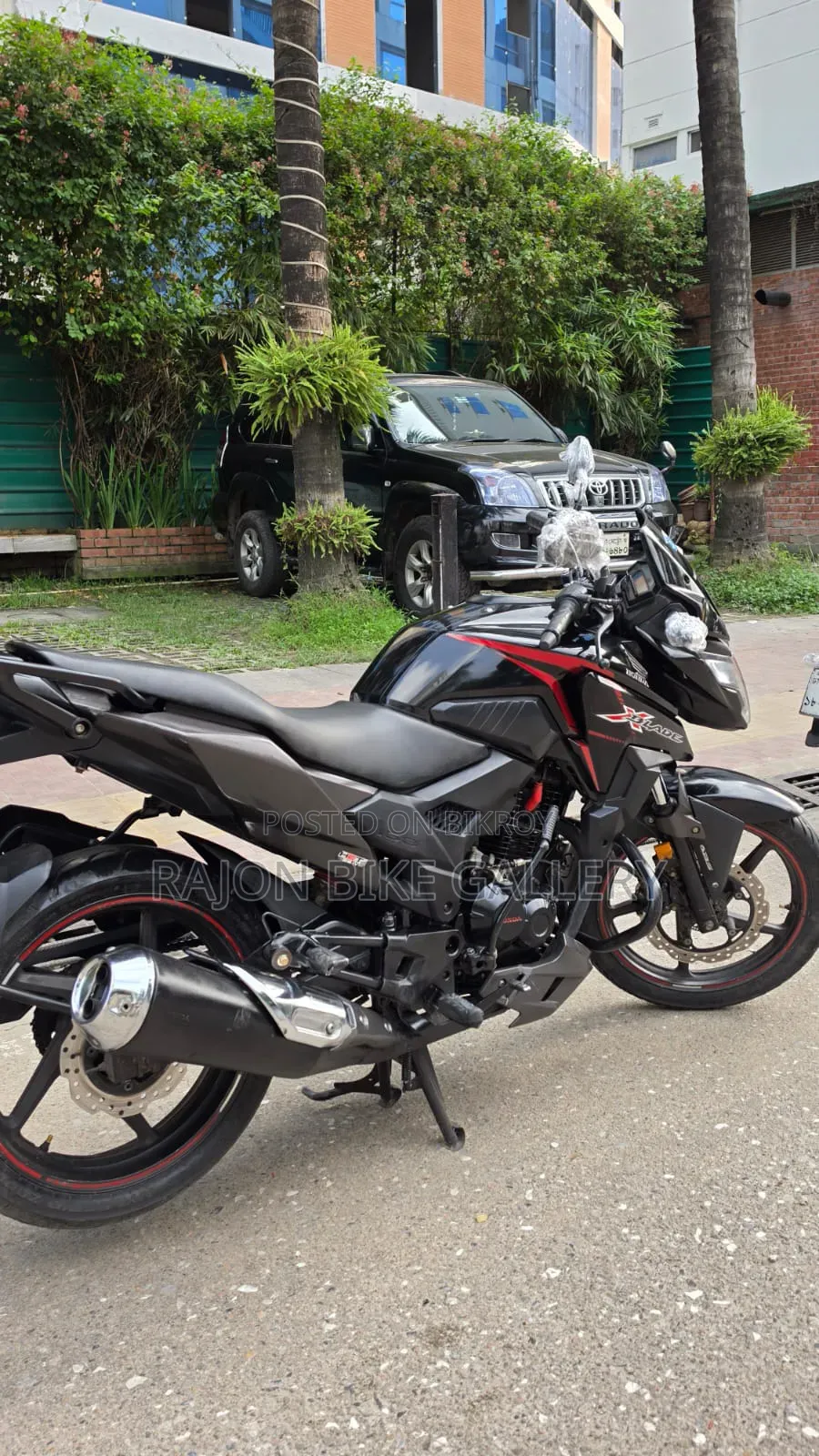 হোন্ডা এক্স-ব্লেড ১৬০ ২০২২ কালো
