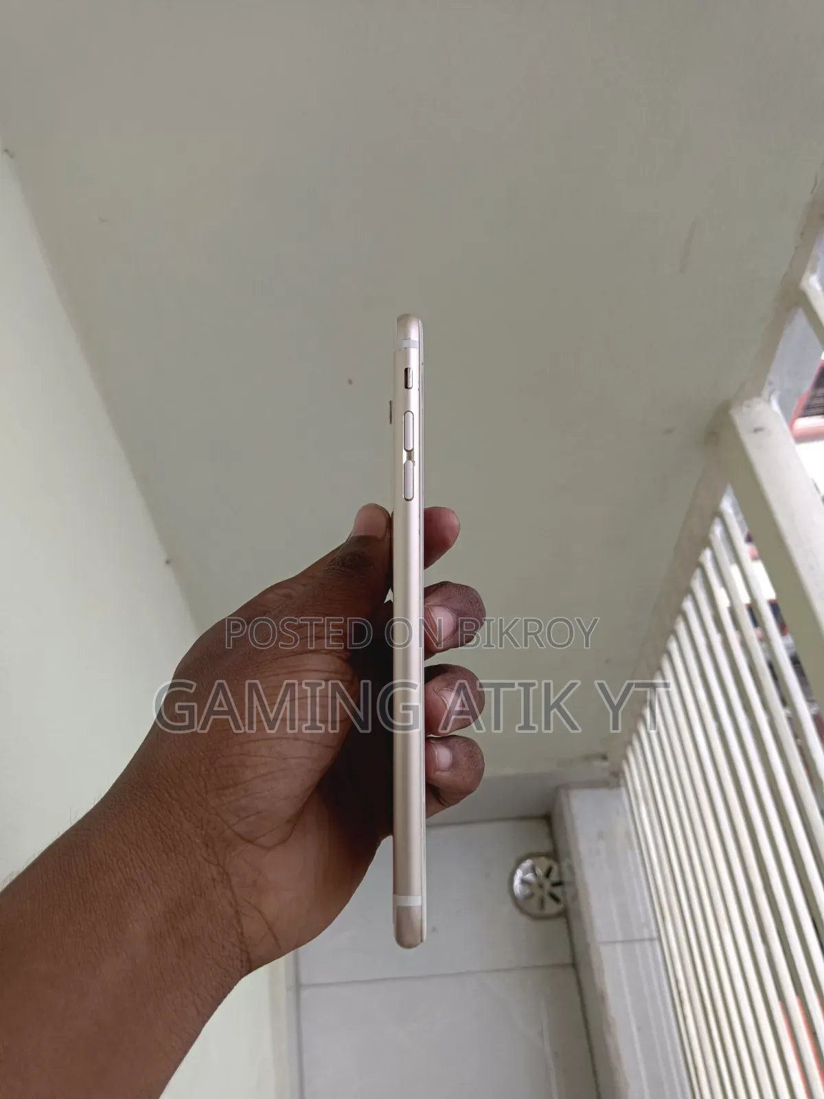 Apple iPhone 6s 64 GB Graphite