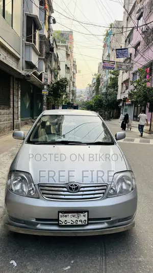 Toyota Corolla 2000 Silver