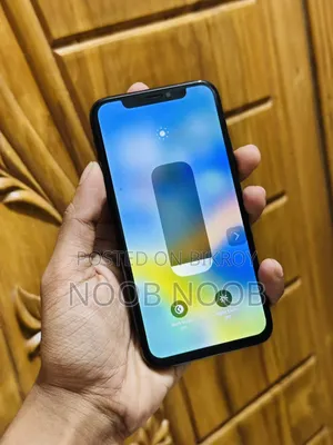 Apple iPhone X 64 GB Black