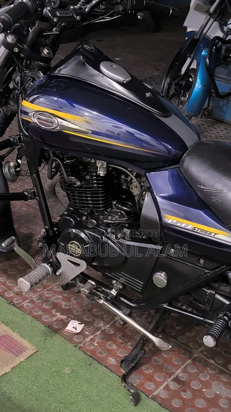 Bajaj Avenger 150 Street 2019 Blue