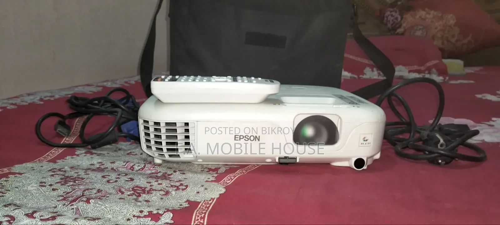 EB-S02 Projector