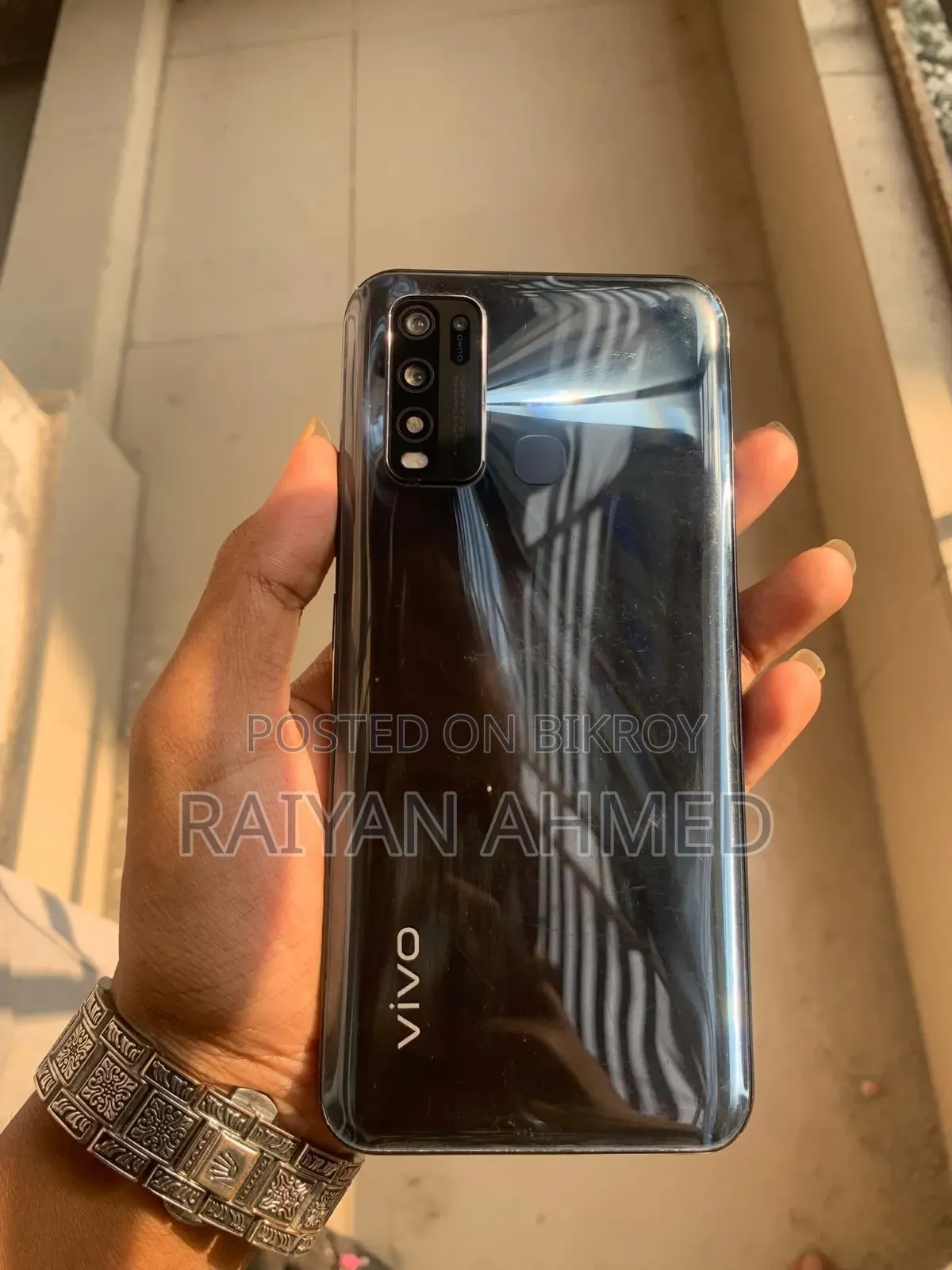 Vivo Y50 128 GB Bronze