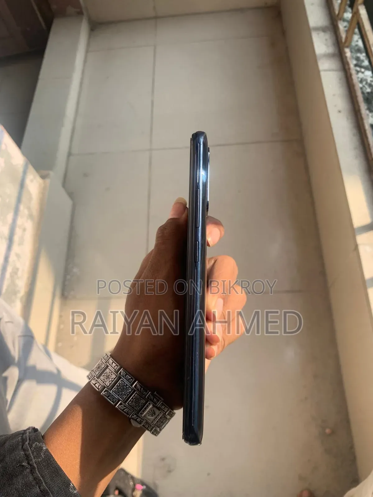 Vivo Y50 128 GB Bronze