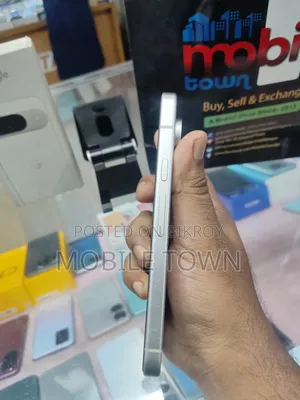 গুগল পিক্সেল ৯ ১২৮ জিবি হোয়াইট