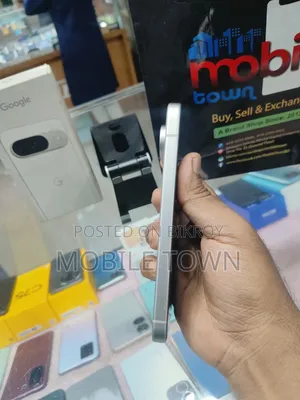 গুগল পিক্সেল ৯ ১২৮ জিবি হোয়াইট