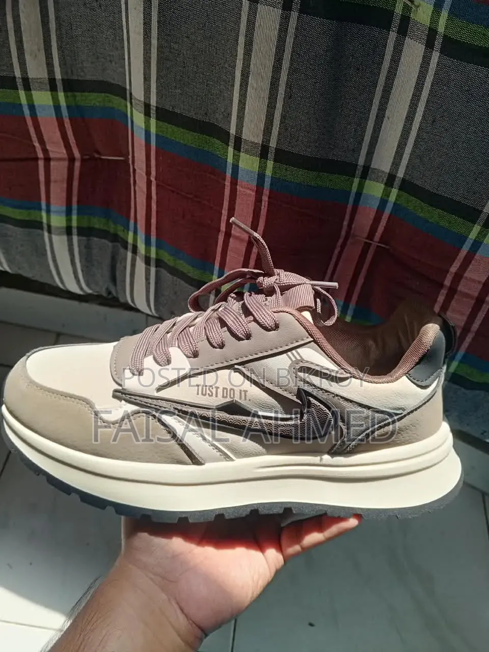 China Sneaker (Brand New)