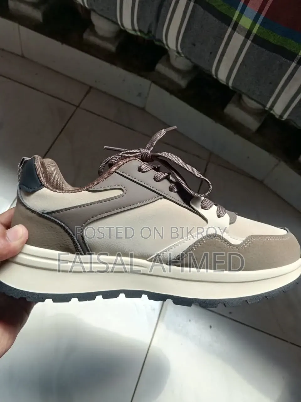 China Sneaker (Brand New)