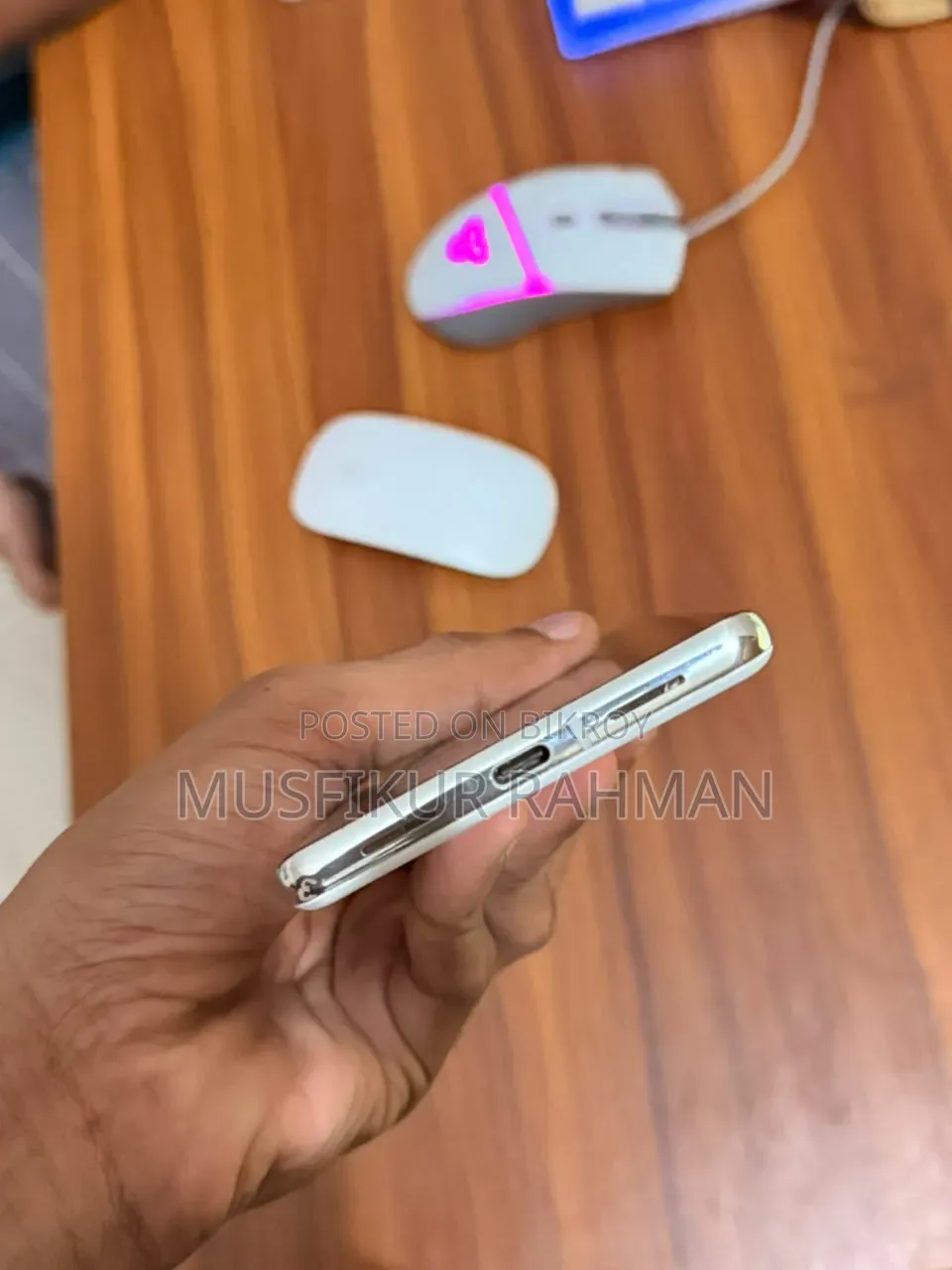 গুগল পিক্সেল ৭ প্রো ১২৮ জিবি হোয়াইট