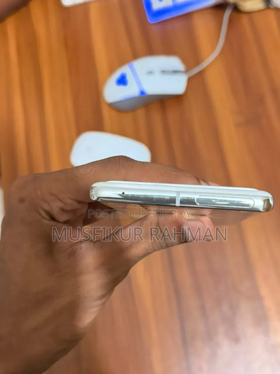 গুগল পিক্সেল ৭ প্রো ১২৮ জিবি হোয়াইট