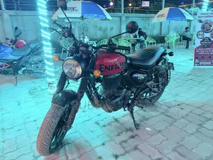Royal Enfield Hunter 350 2024 Red
