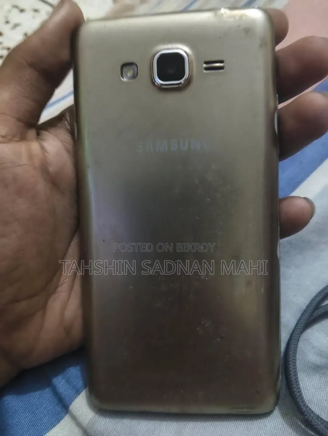 Samsung Galaxy J7 16 GB Gold
