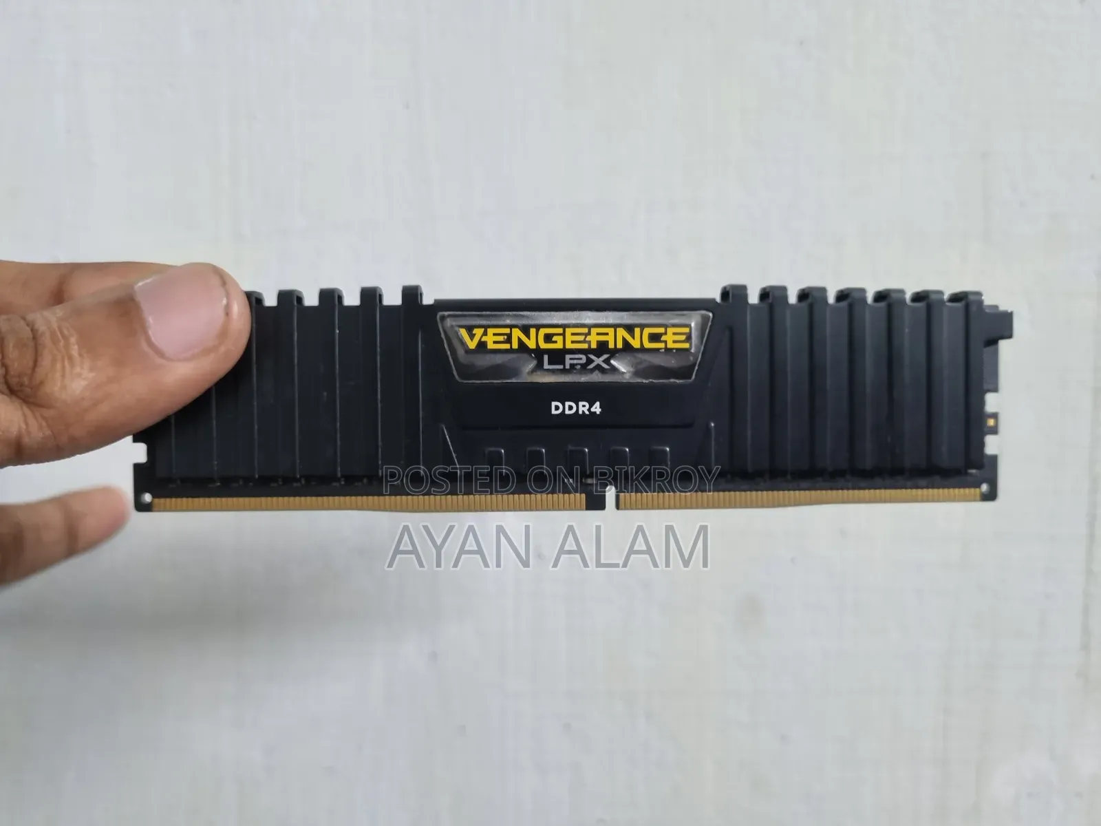 CORSAIR Vengeance LPX DDR4